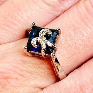 Dark Blue Silver Tone Design Over Stone Ring Size 7